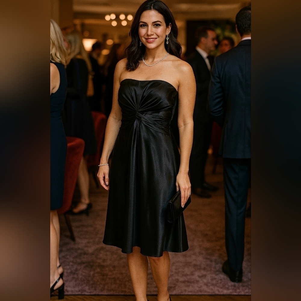 Elegant Satin Black Strapless Dress. Ruched Waistline. Size 8. Midi Length